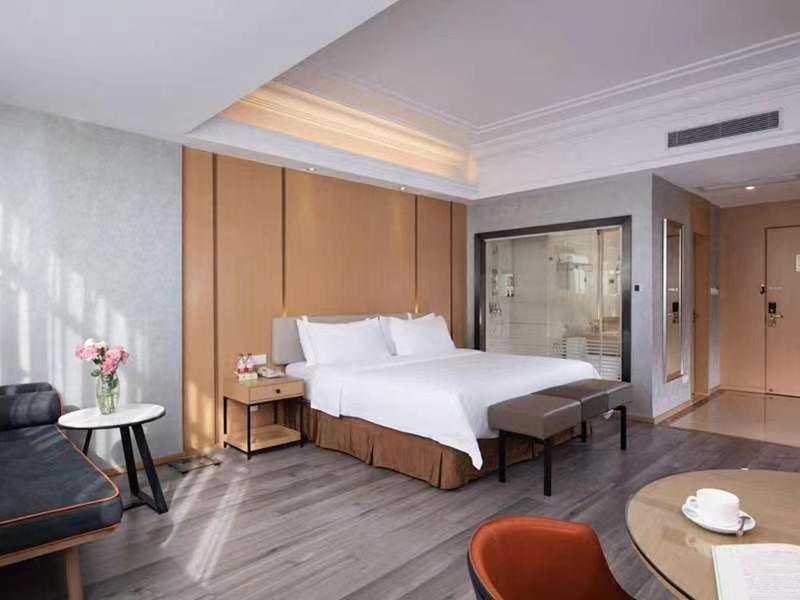 Vienna Hotel Zhongshan Xiaolan Exterior foto